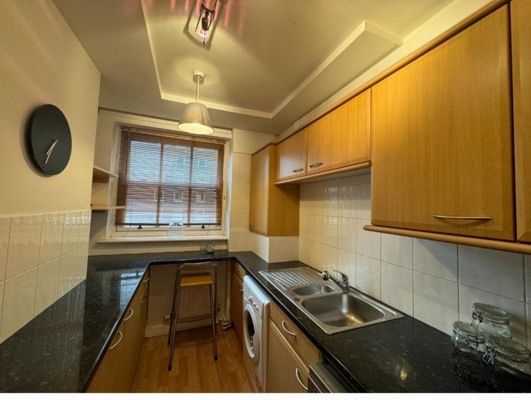 Appartamento Old Town Flat In The Heart Of Shoreditch Londra Esterno foto