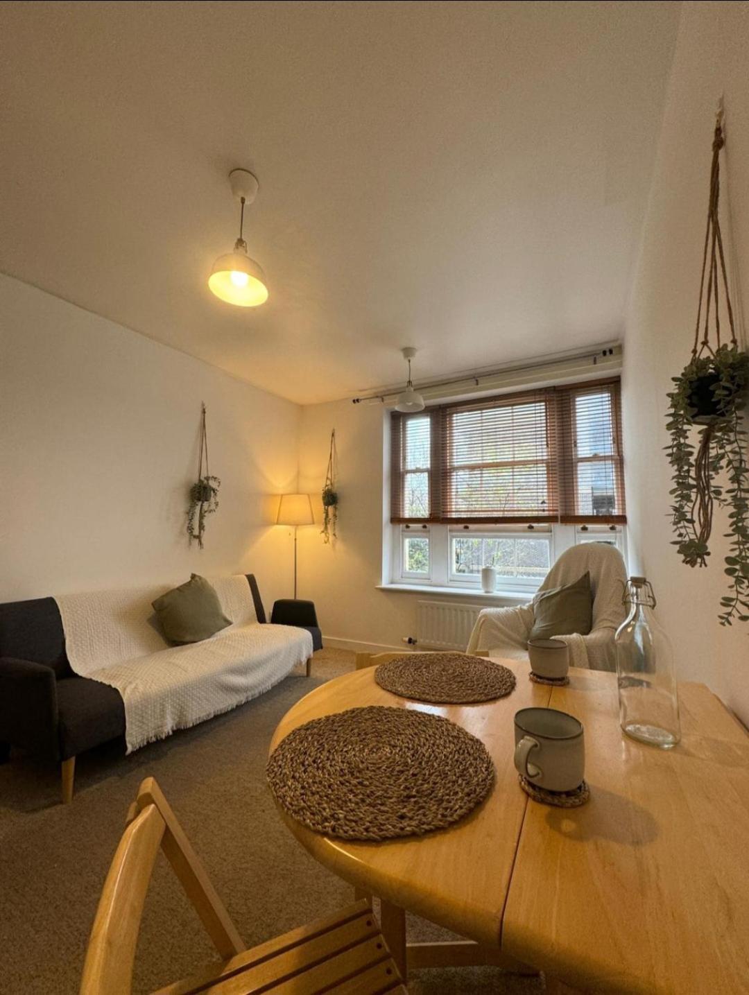Appartamento Old Town Flat In The Heart Of Shoreditch Londra Esterno foto